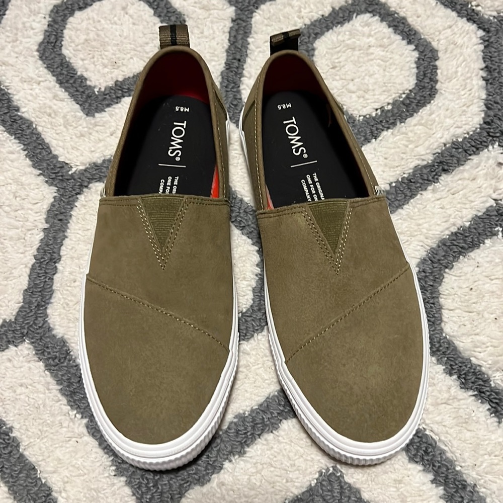 Toms shoes